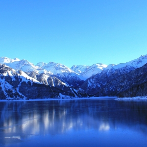 新疆专列旅游-乌鲁木齐天山天池的惊艳之旅