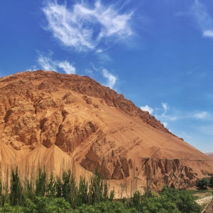 新疆旅游专列-探寻吐鲁番火焰山与坎儿井的魅力