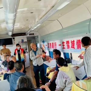 老年人报团旅游的好处以及如何选择正规旅行社